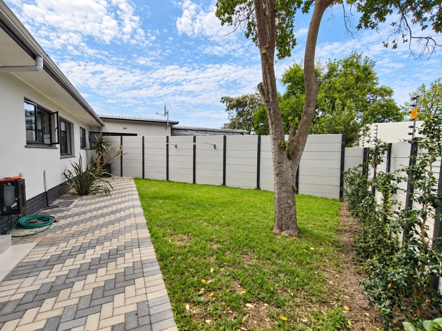 3 Bedroom Property for Sale in Amandelsig Western Cape